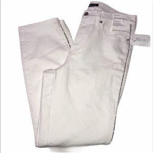 ✨NWT! Calvin klein jeans white jeans!